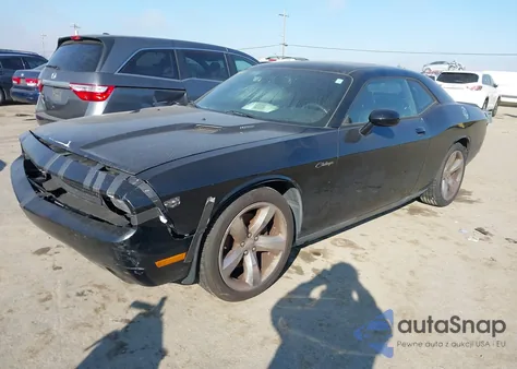 2013 Dodge Challenger R/T z USA, uszkodzony, nr VIN 2C3CDYBTXDH666070